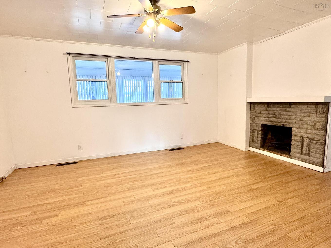 18 Avalon Crescent, Glace Bay, NS