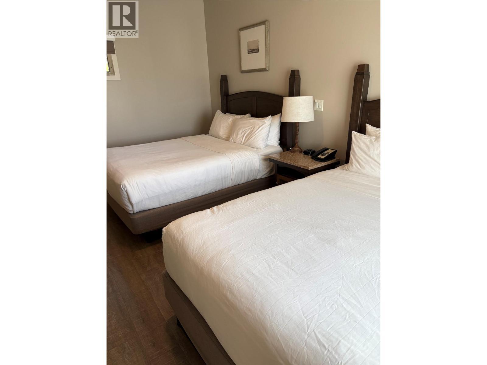 1200 Rancher Creek Road Unit# 10, Osoyoos, BC - Indoor Photo Showing Bedroom