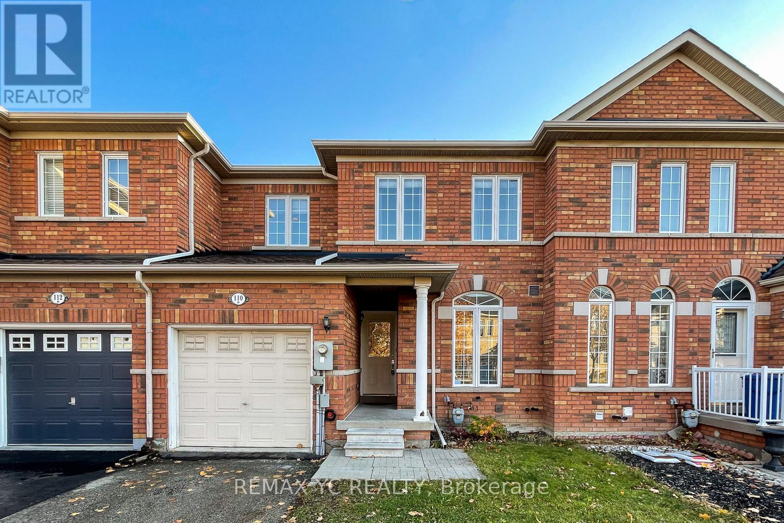 110 Dolce Crescent, Vaughan, ON - Outdoor With Facade