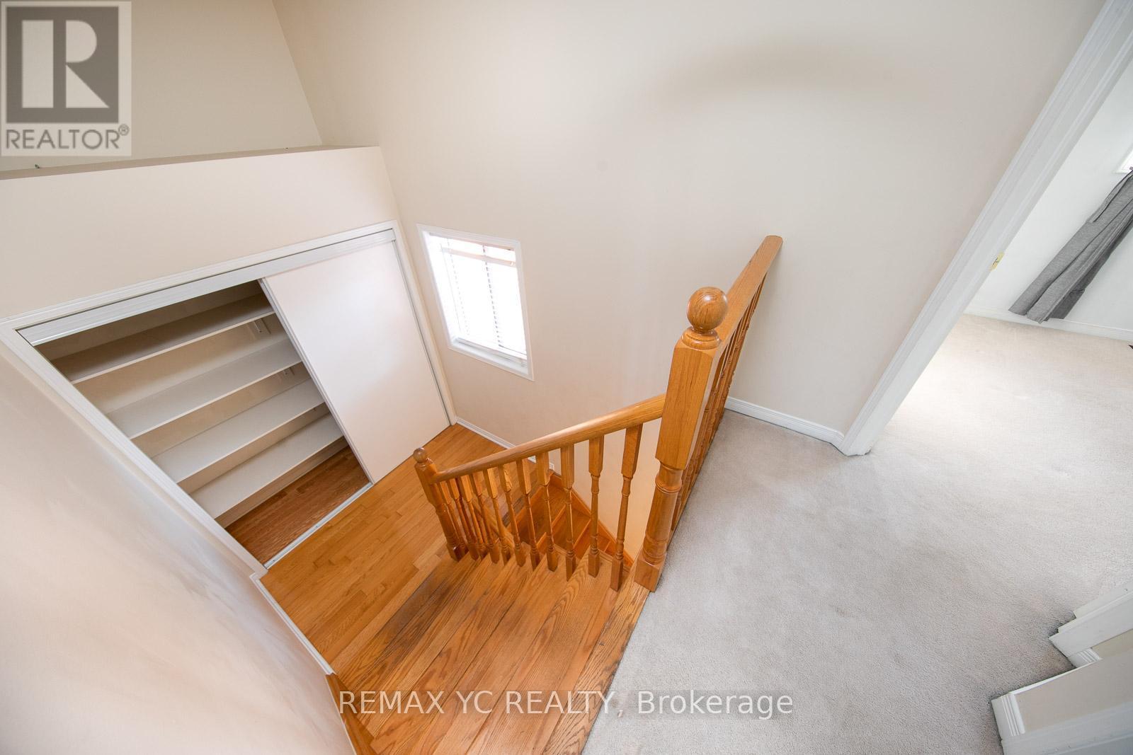 110 Dolce Crescent, Vaughan, ON - Indoor Photo Showing Other Room