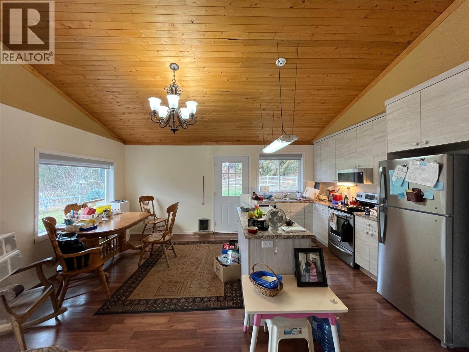 2481 Squilax Anglemont Road Unit# 25, Lee Creek, BC - Indoor