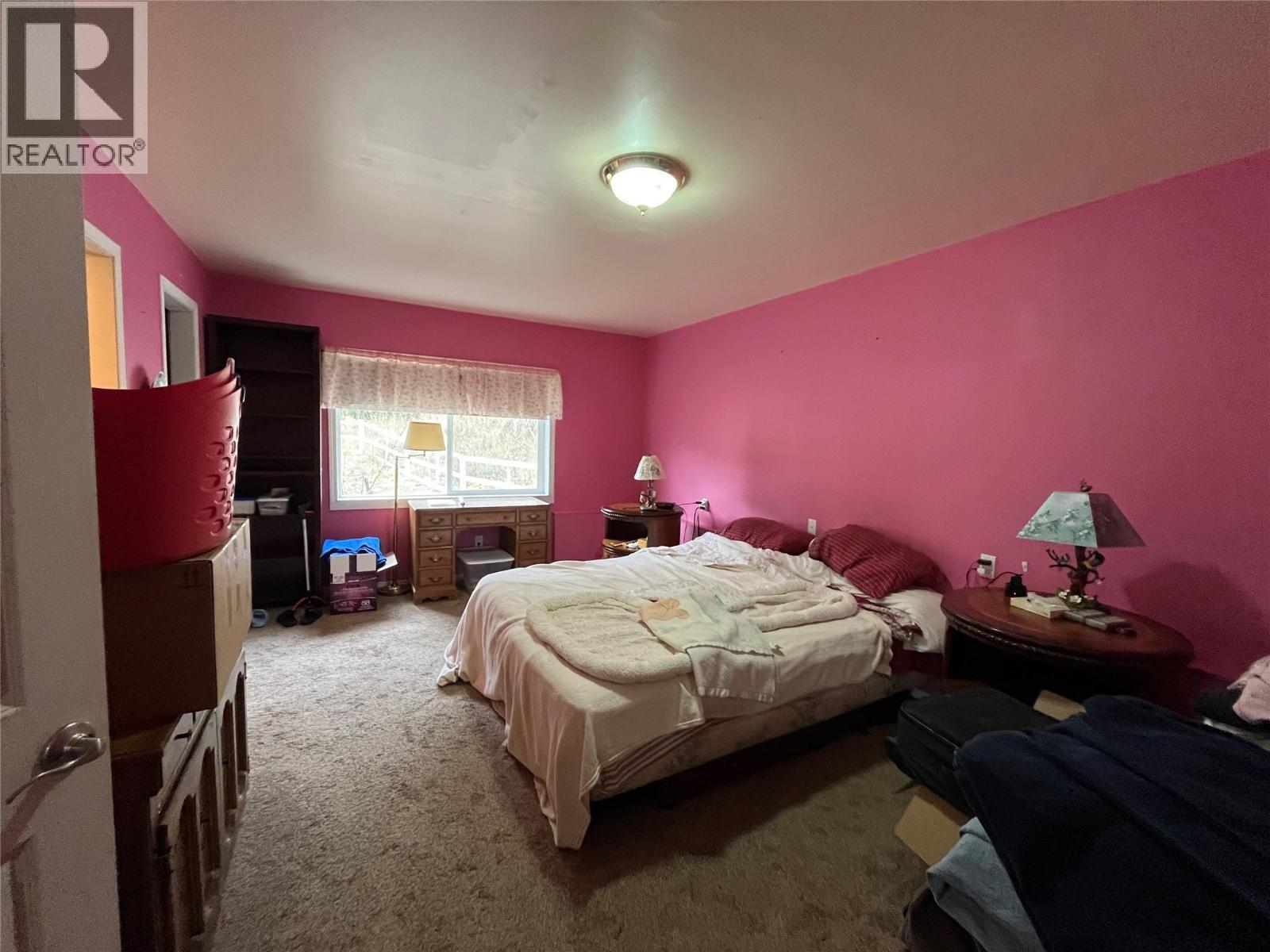 2481 Squilax Anglemont Road Unit# 25, Lee Creek, BC - Indoor Photo Showing Bedroom