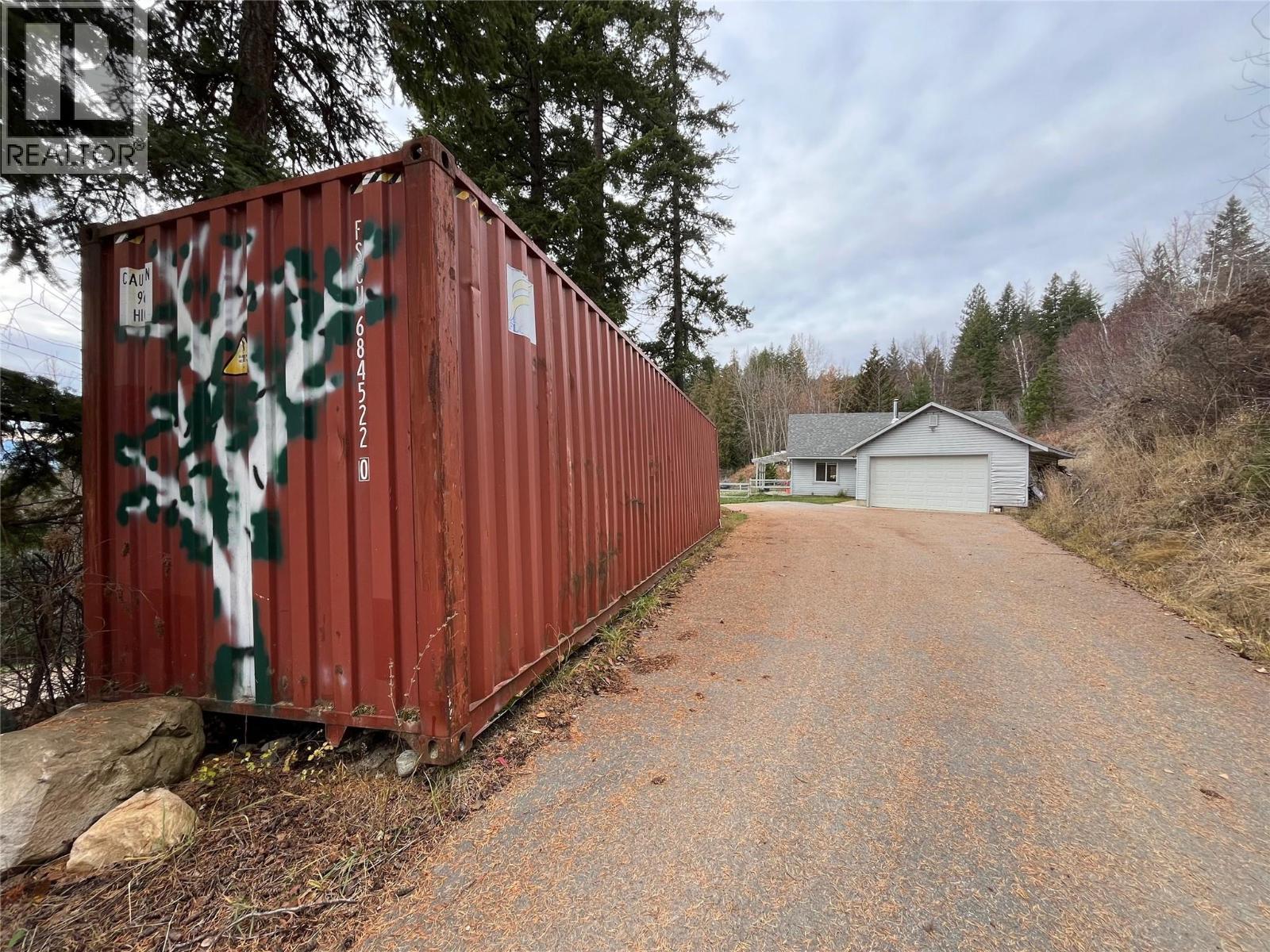 2481 Squilax Anglemont Road Unit# 25, Lee Creek, BC - Outdoor