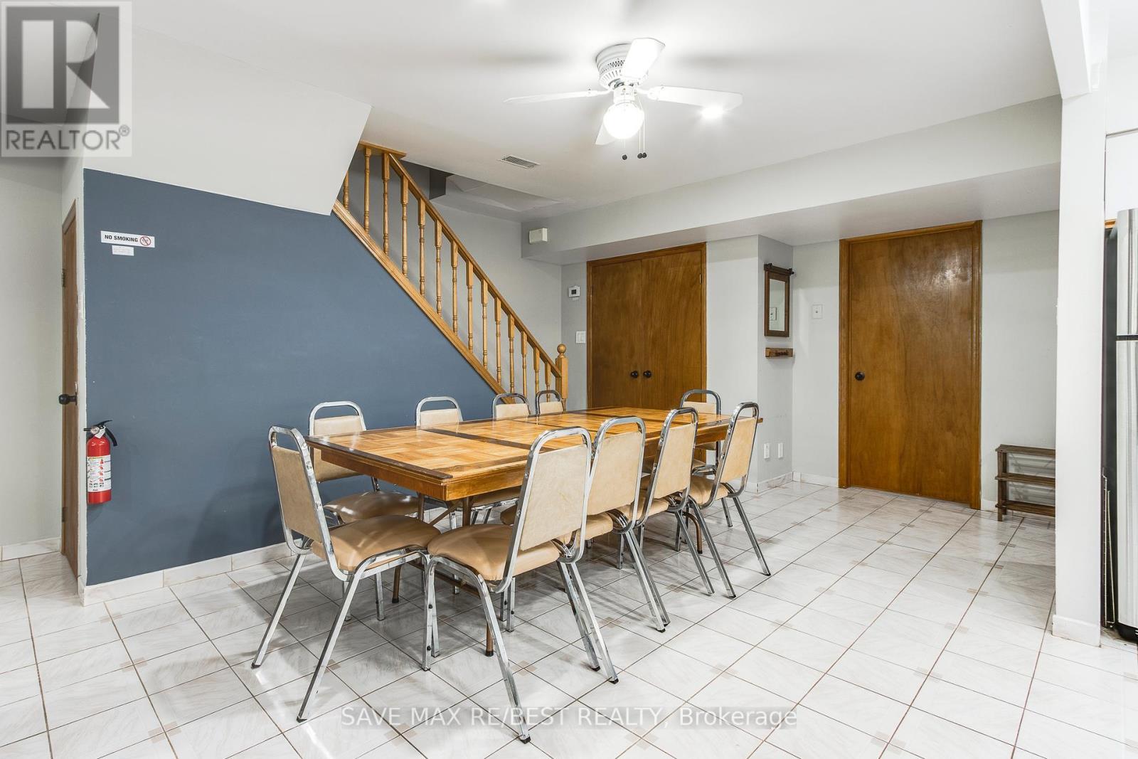 #A - 910 Concession Rd 17 W, Tiny, ON - Indoor Photo Showing Dining Room