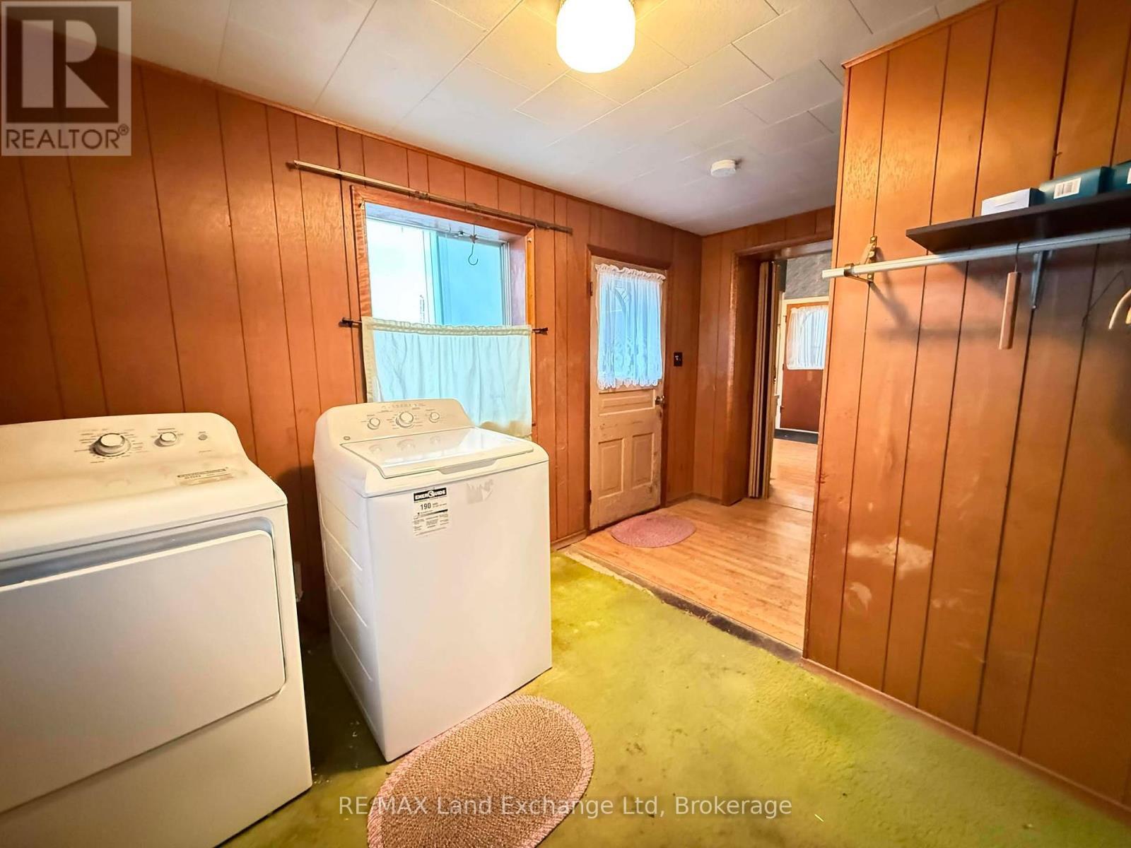 126 Diagonal Road, North Huron (Wingham), ON - Indoor Photo Showing Laundry Room