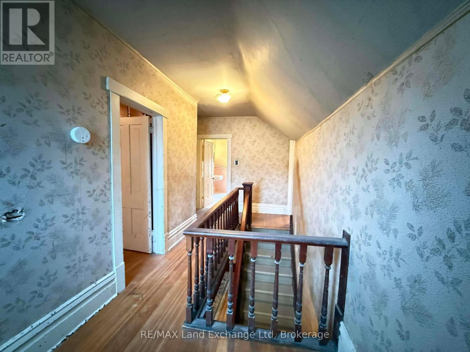 126 Diagonal Road, North Huron (Wingham), ON - Indoor Photo Showing Other Room