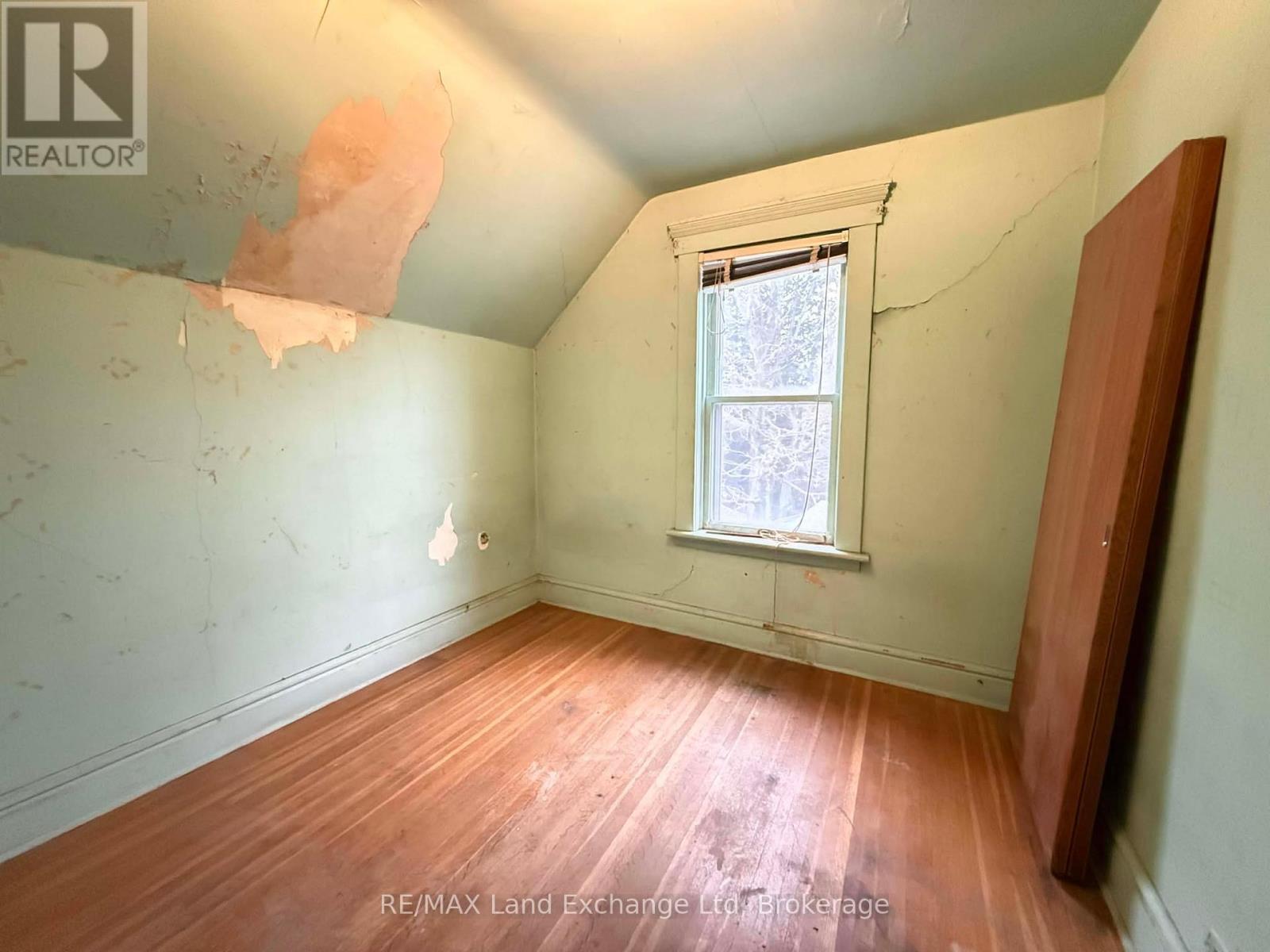 126 Diagonal Road, North Huron (Wingham), ON - Indoor Photo Showing Other Room