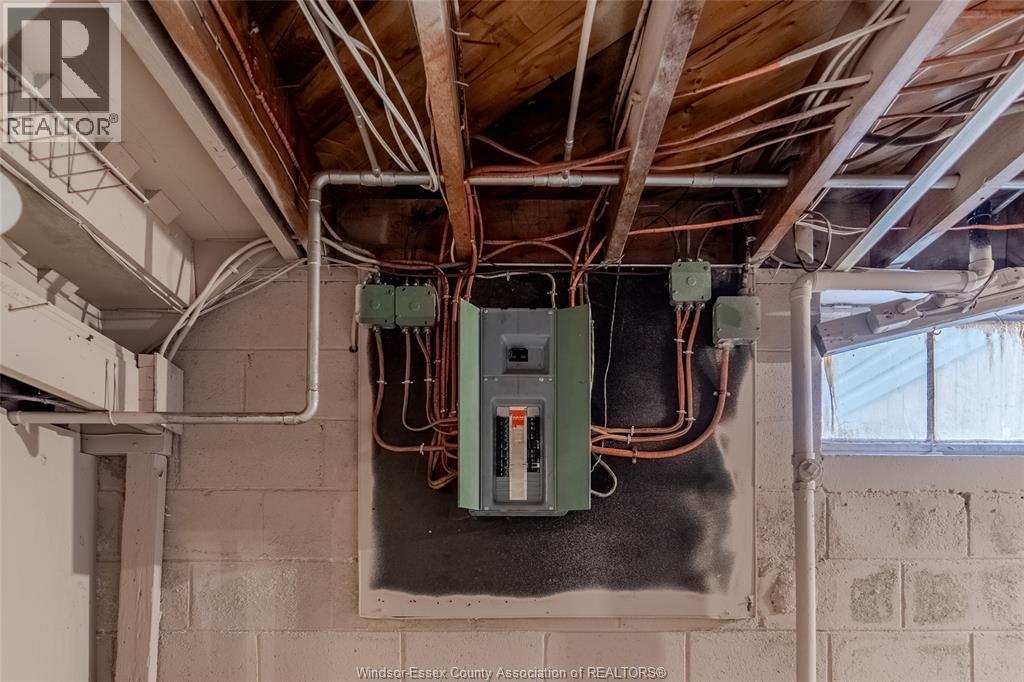 3310 Rankin, Windsor, ON - Indoor Photo Showing Basement
