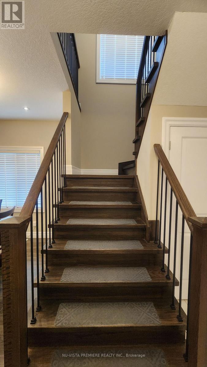 3074 Turner Crescent, London South (South U), ON - Indoor Photo Showing Other Room