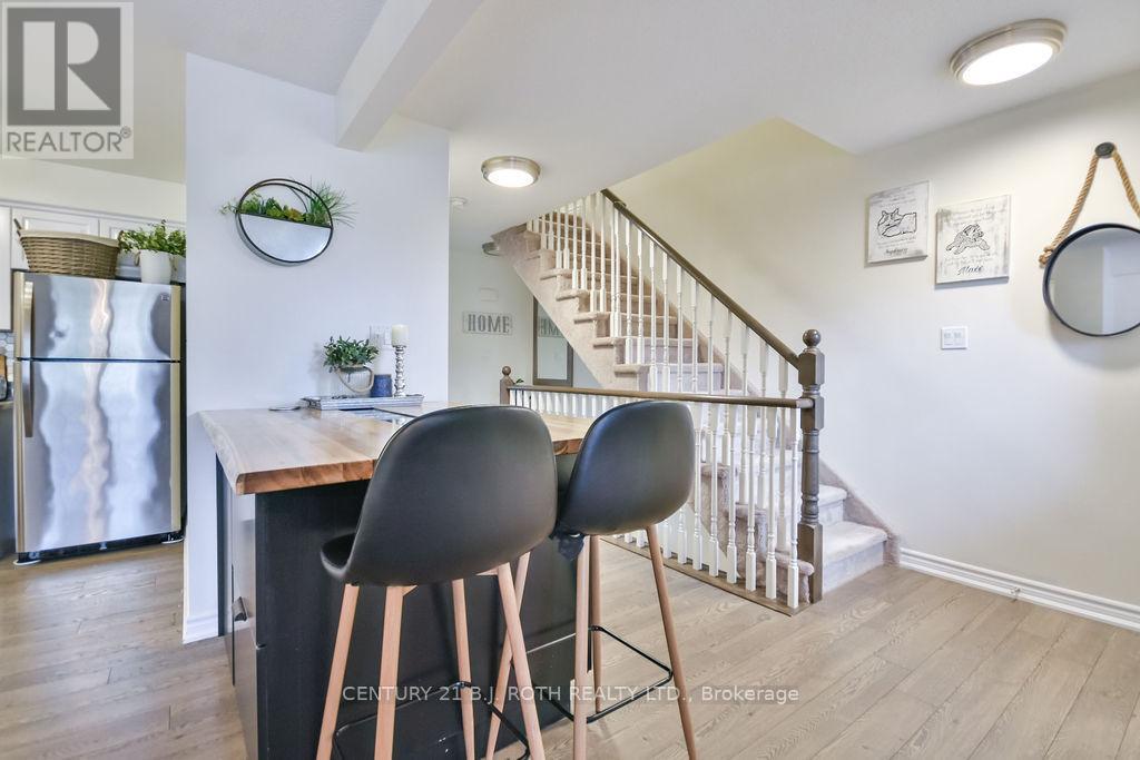 3 - 49 Ferndale Drive S, Barrie, ON - Indoor