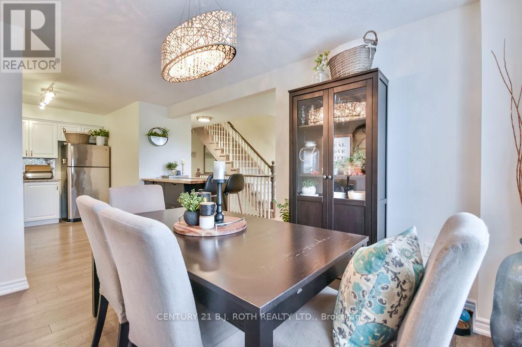 3 - 49 Ferndale Drive S, Barrie, ON - Indoor Photo Showing Dining Room