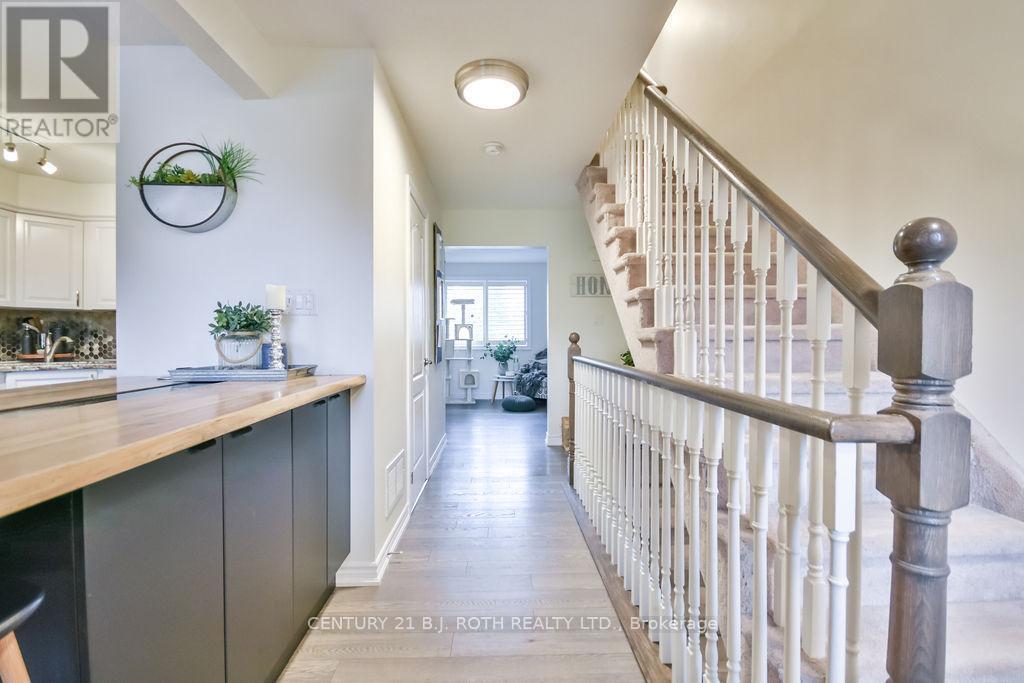 3 - 49 Ferndale Drive S, Barrie, ON - Indoor Photo Showing Other Room