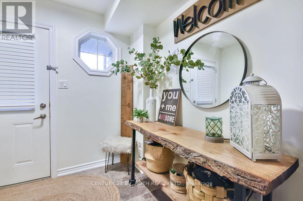 3 - 49 Ferndale Drive S, Barrie, ON - Indoor Photo Showing Other Room