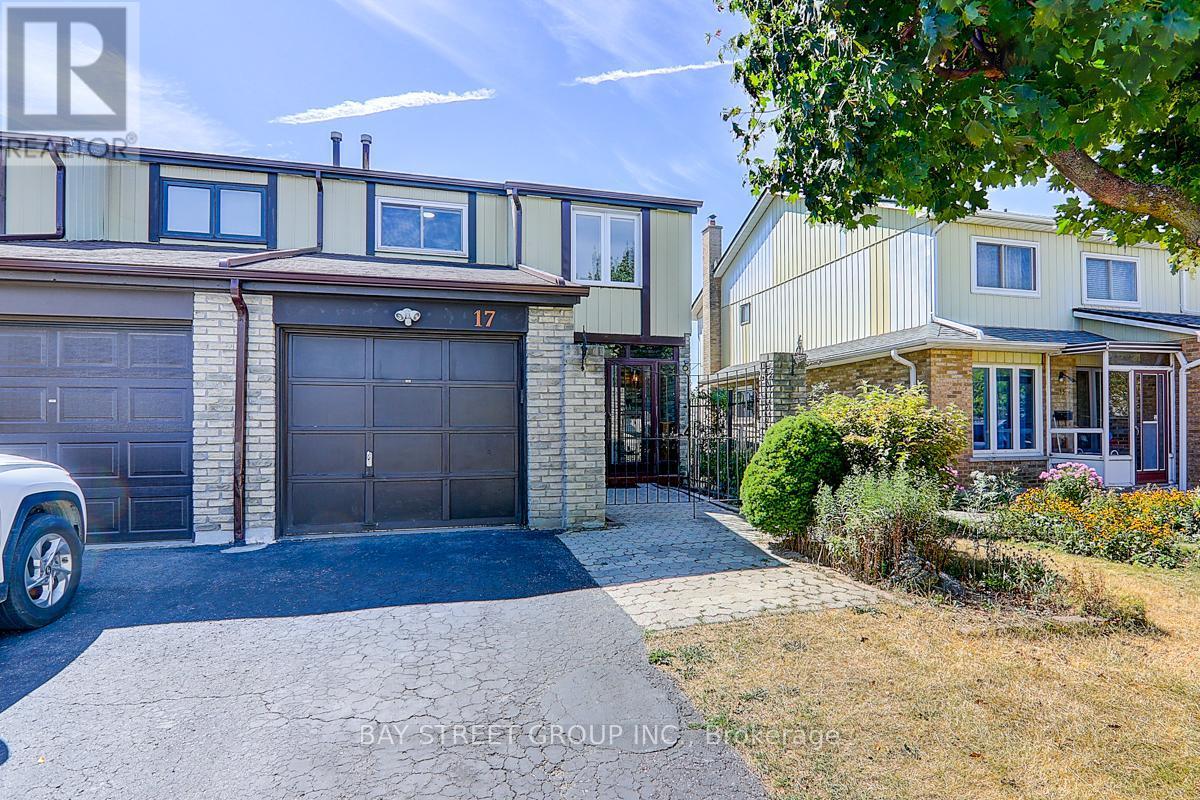 17 Newdawn Crescent, Toronto, ON - Outdoor