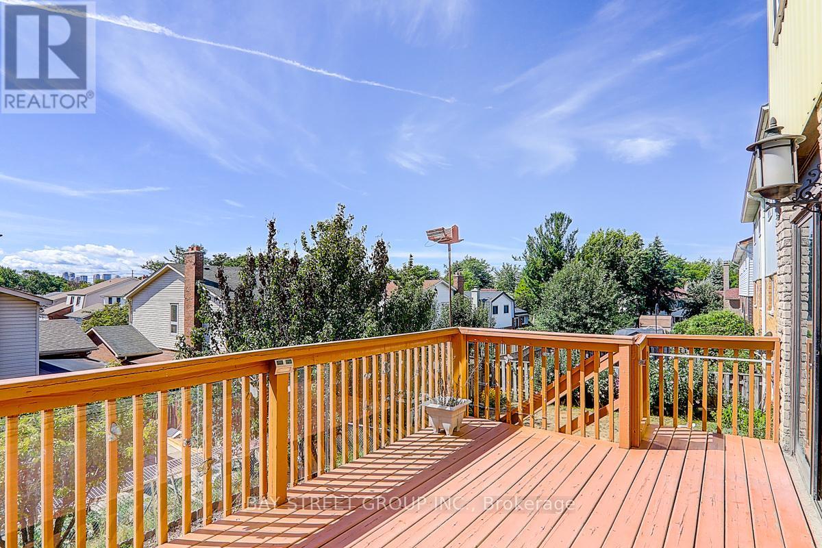 17 Newdawn Crescent, Toronto, ON - Outdoor With Deck Patio Veranda With Exterior