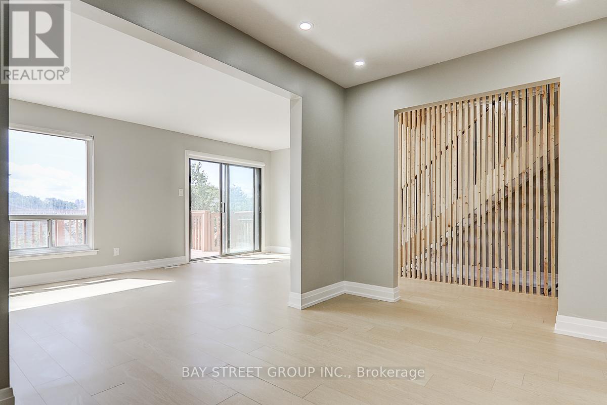 17 Newdawn Crescent, Toronto, ON - Indoor Photo Showing Other Room