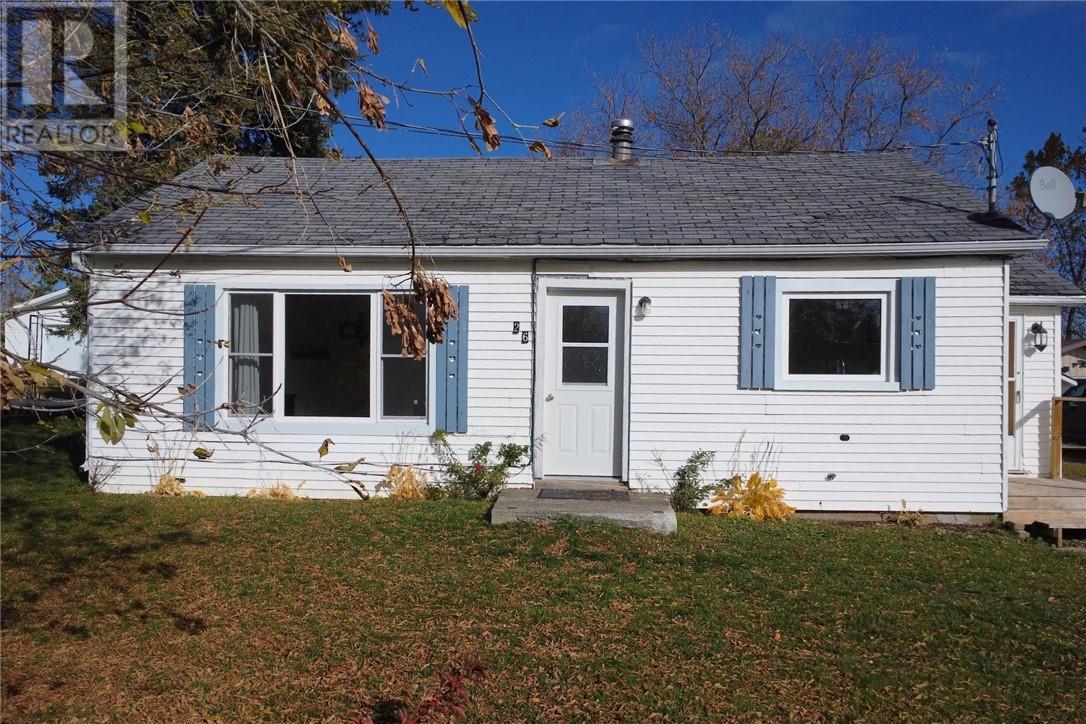 26 Vankoughnet Street, Little Current, ON - Outdoor
