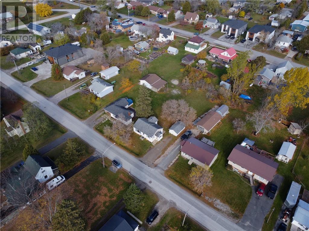 26 Vankoughnet Street, Little Current, ON - With View