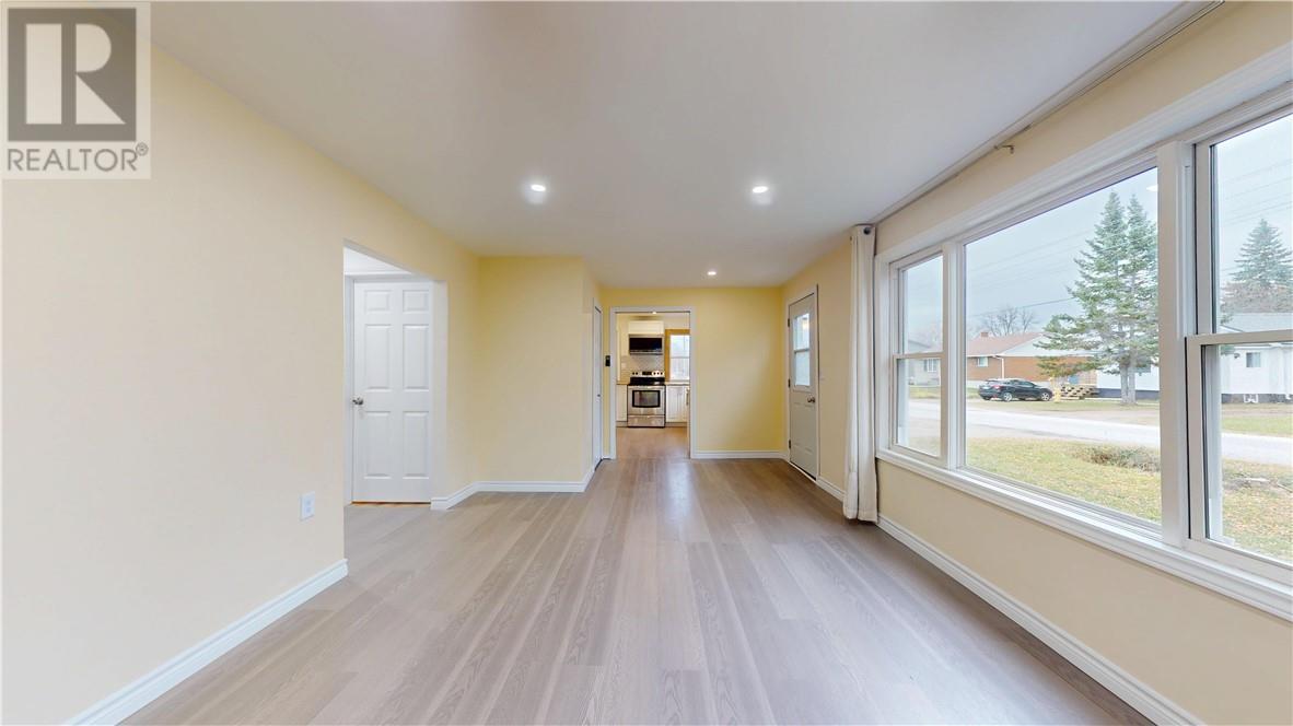 26 Vankoughnet Street, Little Current, ON - Indoor Photo Showing Other Room