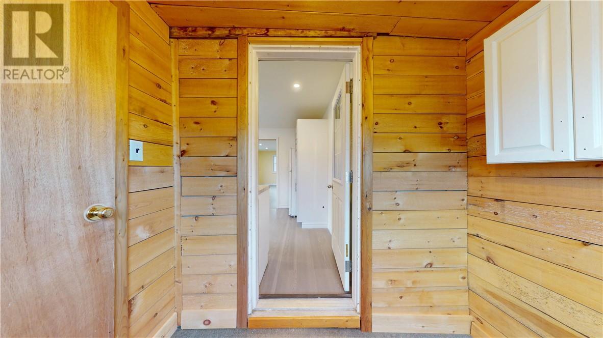 26 Vankoughnet Street, Little Current, ON - Indoor Photo Showing Other Room