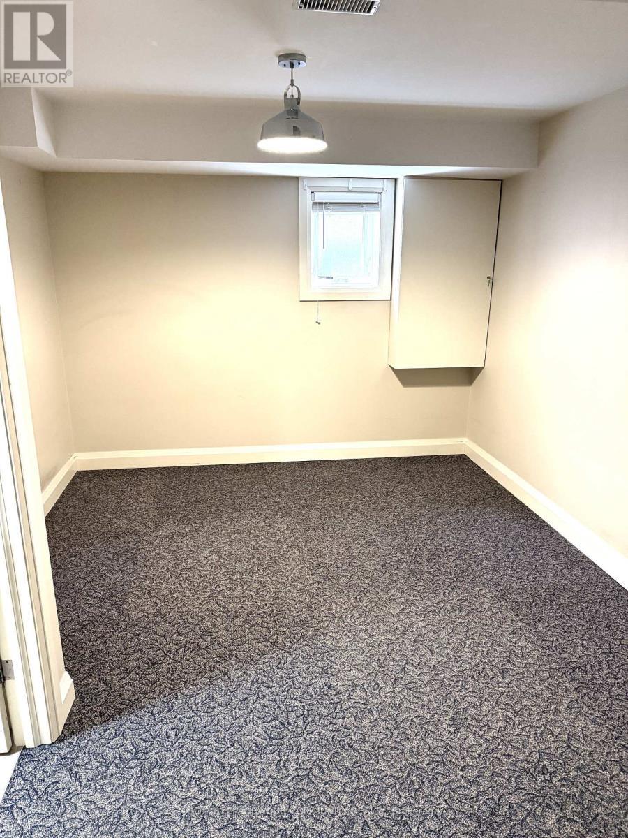 Lower Unit - 251 Floyd Avenue, Toronto, ON