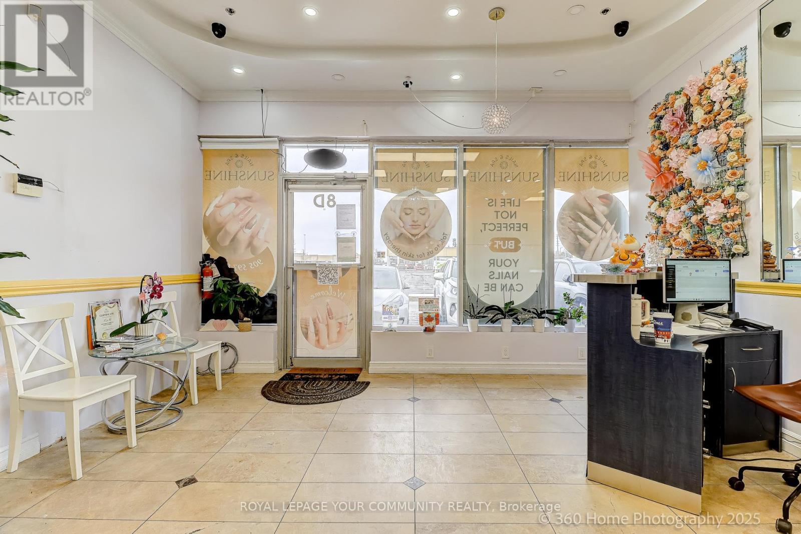 8 - 3175 Rutherford Road, Vaughan, ON