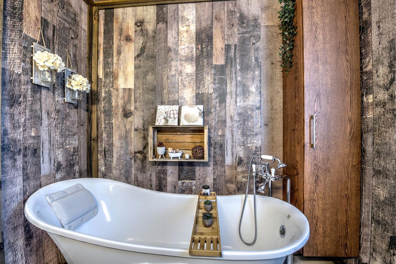 Bathroom - 842 Boul. Des Monts, Sainte-Adèle, QC - Indoor Photo Showing Bathroom