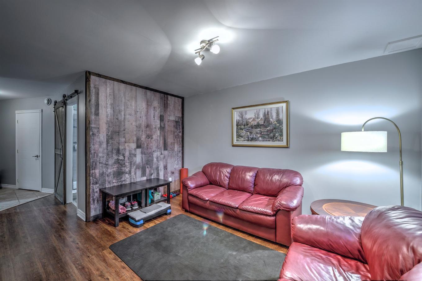 Living room - 842 Boul. Des Monts, Sainte-Adèle, QC - Indoor Photo Showing Other Room