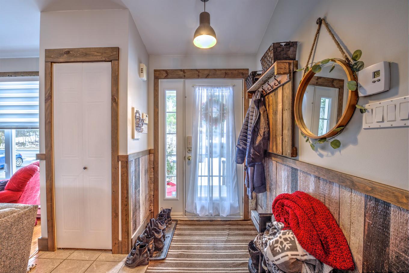 Hall - 842 Boul. Des Monts, Sainte-Adèle, QC - Indoor Photo Showing Other Room