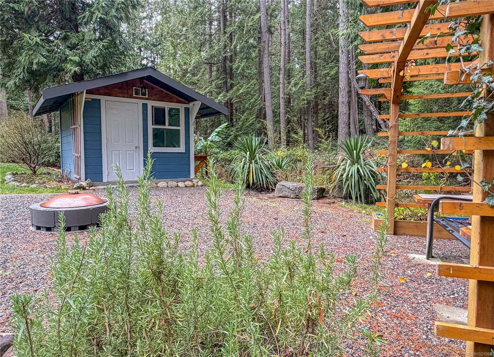 720 Clarendon Rd, Gabriola Island, BC