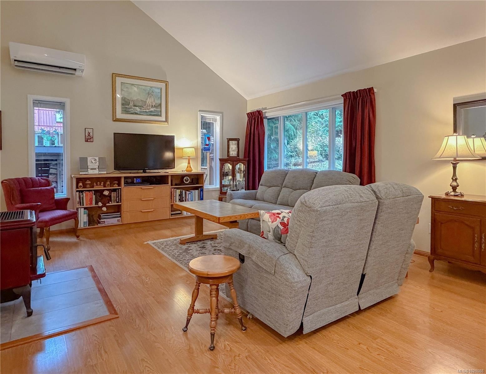 720 Clarendon Rd, Gabriola Island, BC