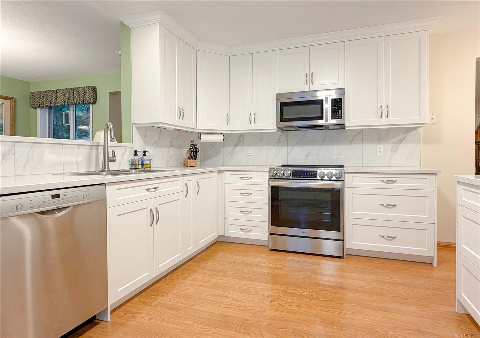 720 Clarendon Rd, Gabriola Island, BC