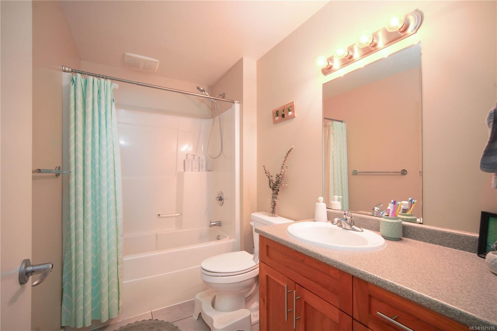 182 Grantville St, Salt Spring, BC