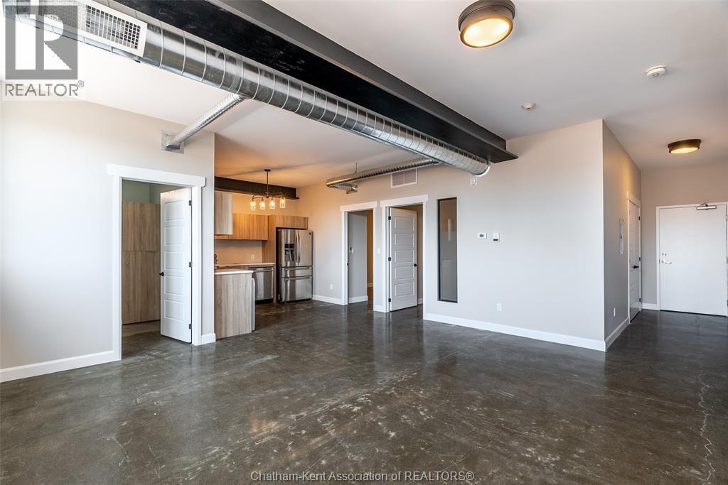 140 King Street West Unit# 203, Chatham, ON - Indoor Photo Showing Kitchen