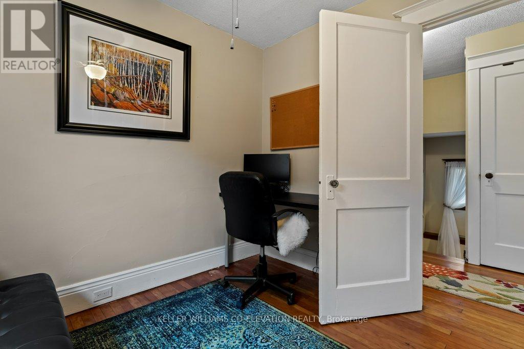 276 Graham Avenue S, Hamilton, ON - Indoor Photo Showing Other Room