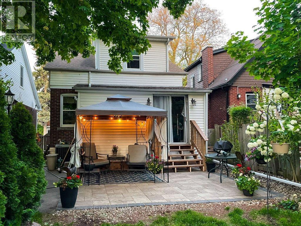 276 Graham Avenue S, Hamilton, ON - Outdoor With Deck Patio Veranda