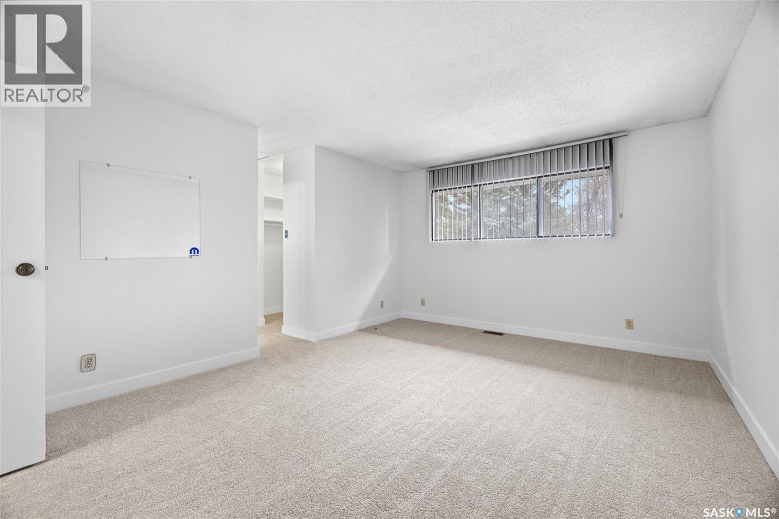 3927 Gordon Road, Regina, SK - Indoor Photo Showing Other Room