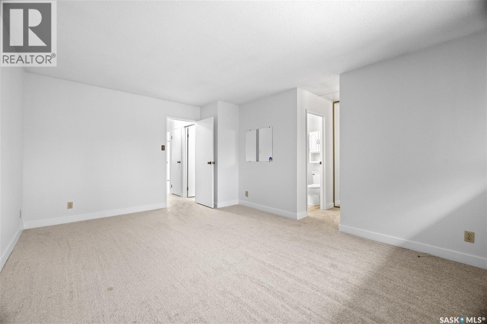 3927 Gordon Road, Regina, SK - Indoor Photo Showing Other Room