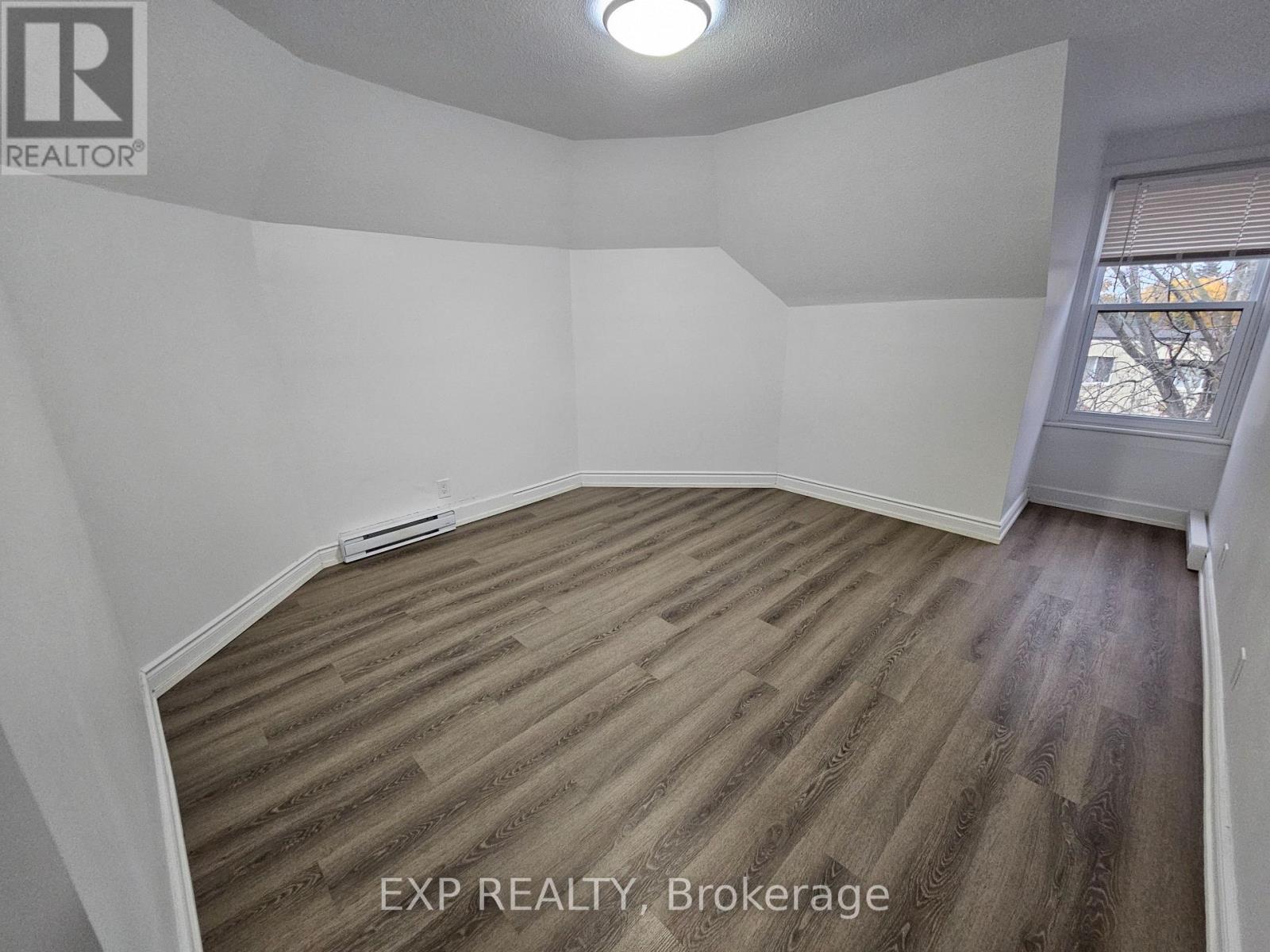 Master Bedroom - 202 Green Street, Cobourg, ON - Indoor Photo Showing Other Room