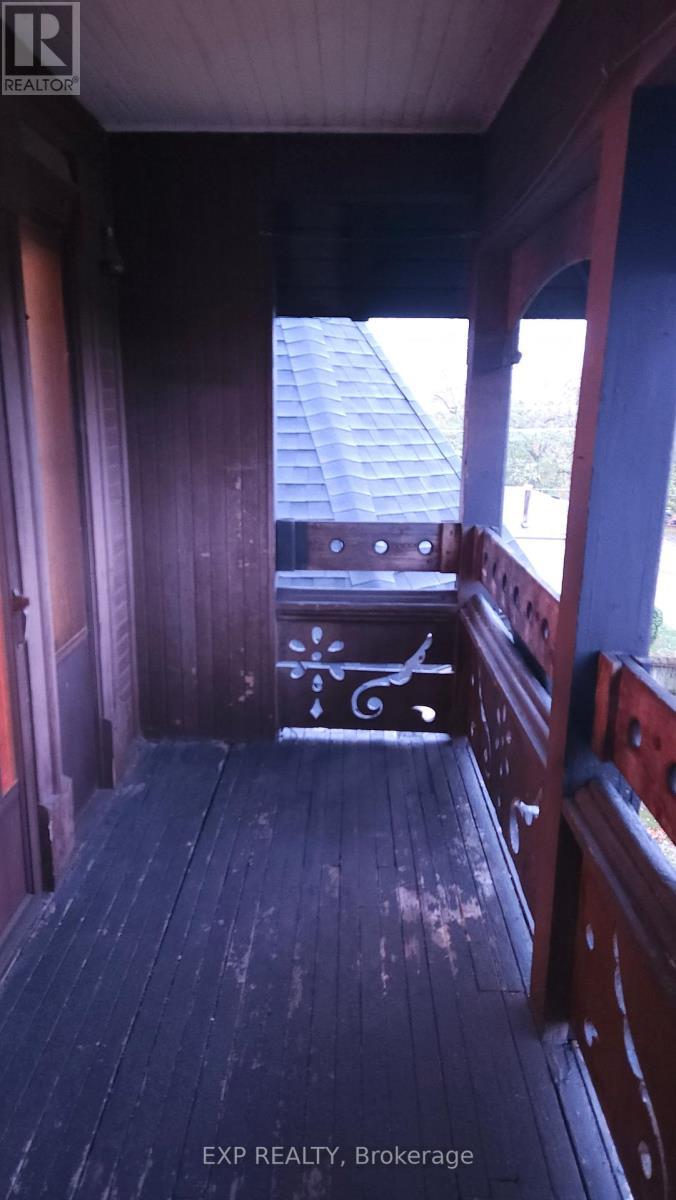 West Facing ! - 202 Green Street, Cobourg, ON - Indoor