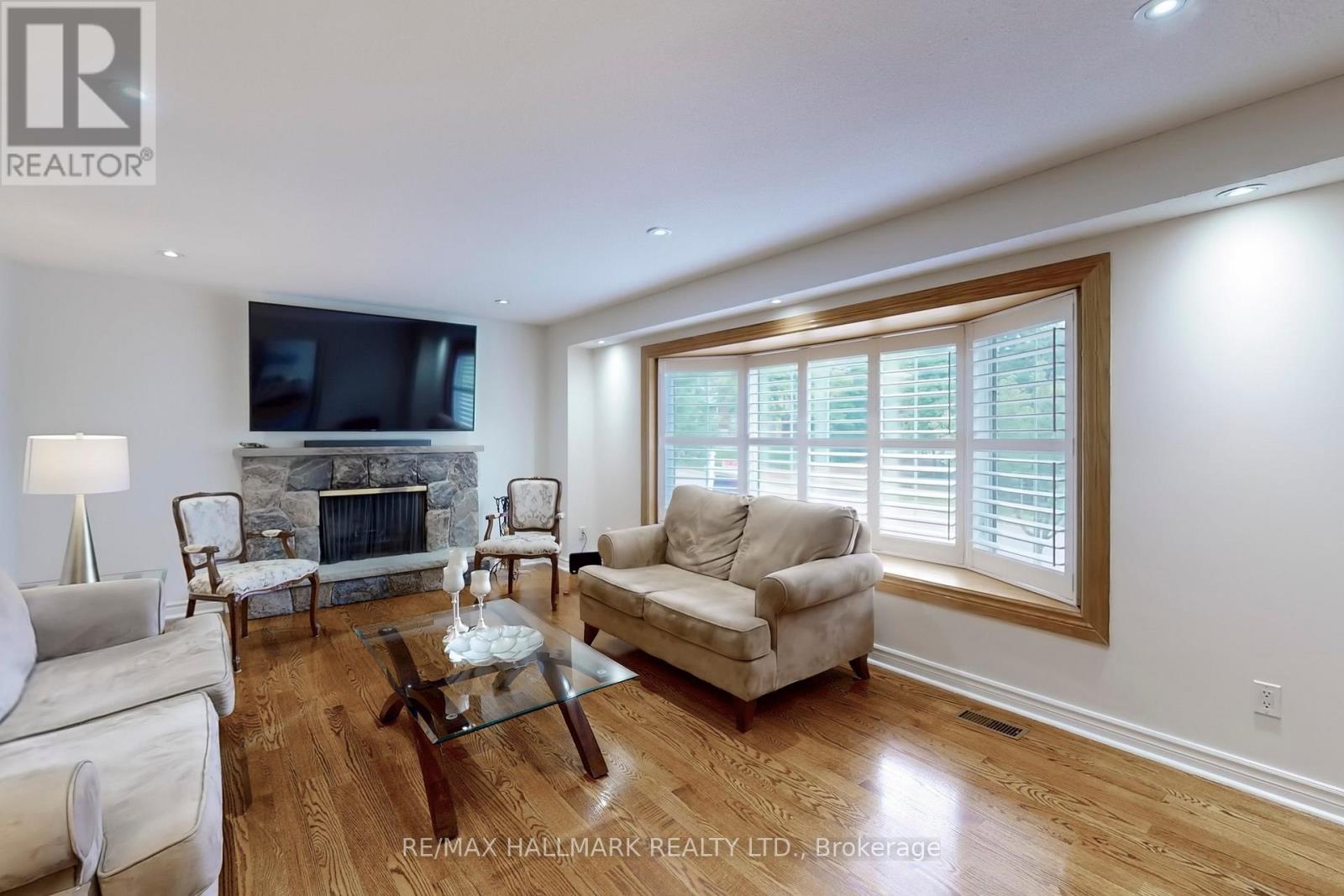 2 Butterfield Drive, Toronto, ON - Indoor Photo Showing Living Room With Fireplace