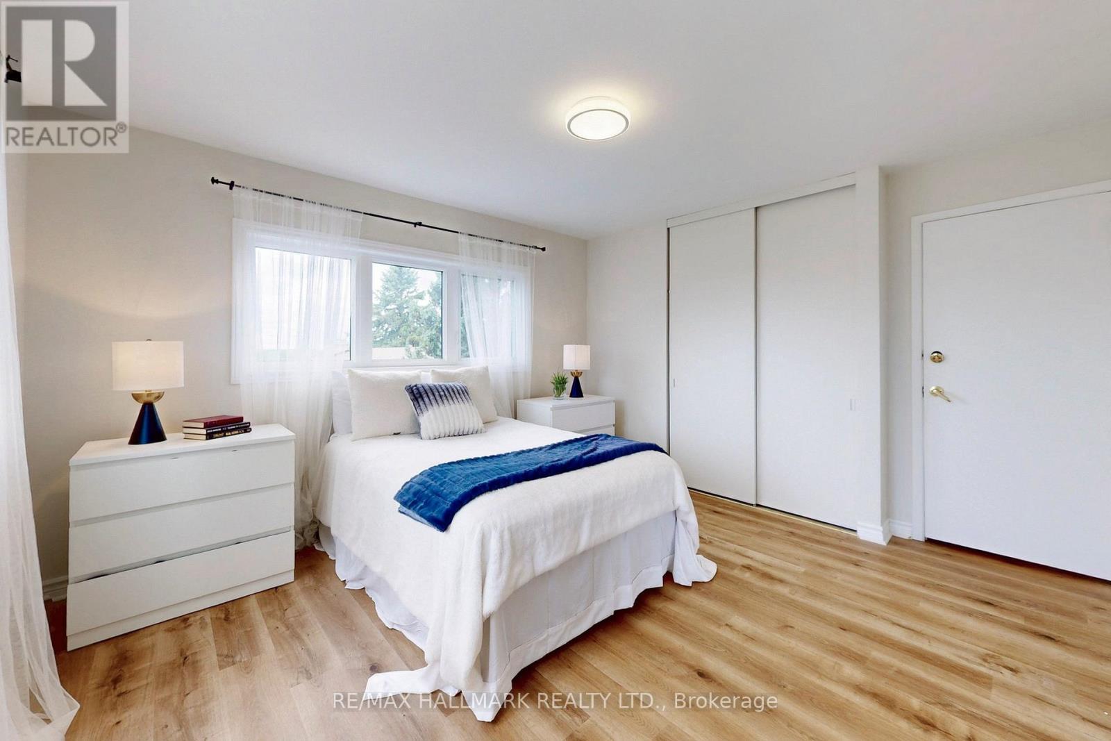 2 Butterfield Drive, Toronto, ON - Indoor Photo Showing Bedroom