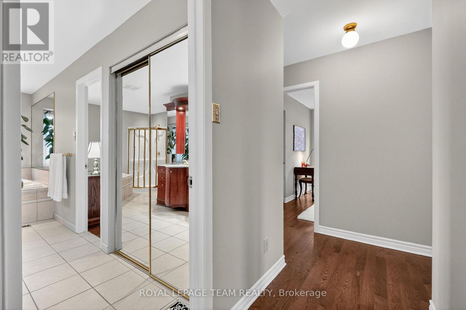1768 Featherston Drive, Ottawa, ON - Indoor Photo Showing Other Room