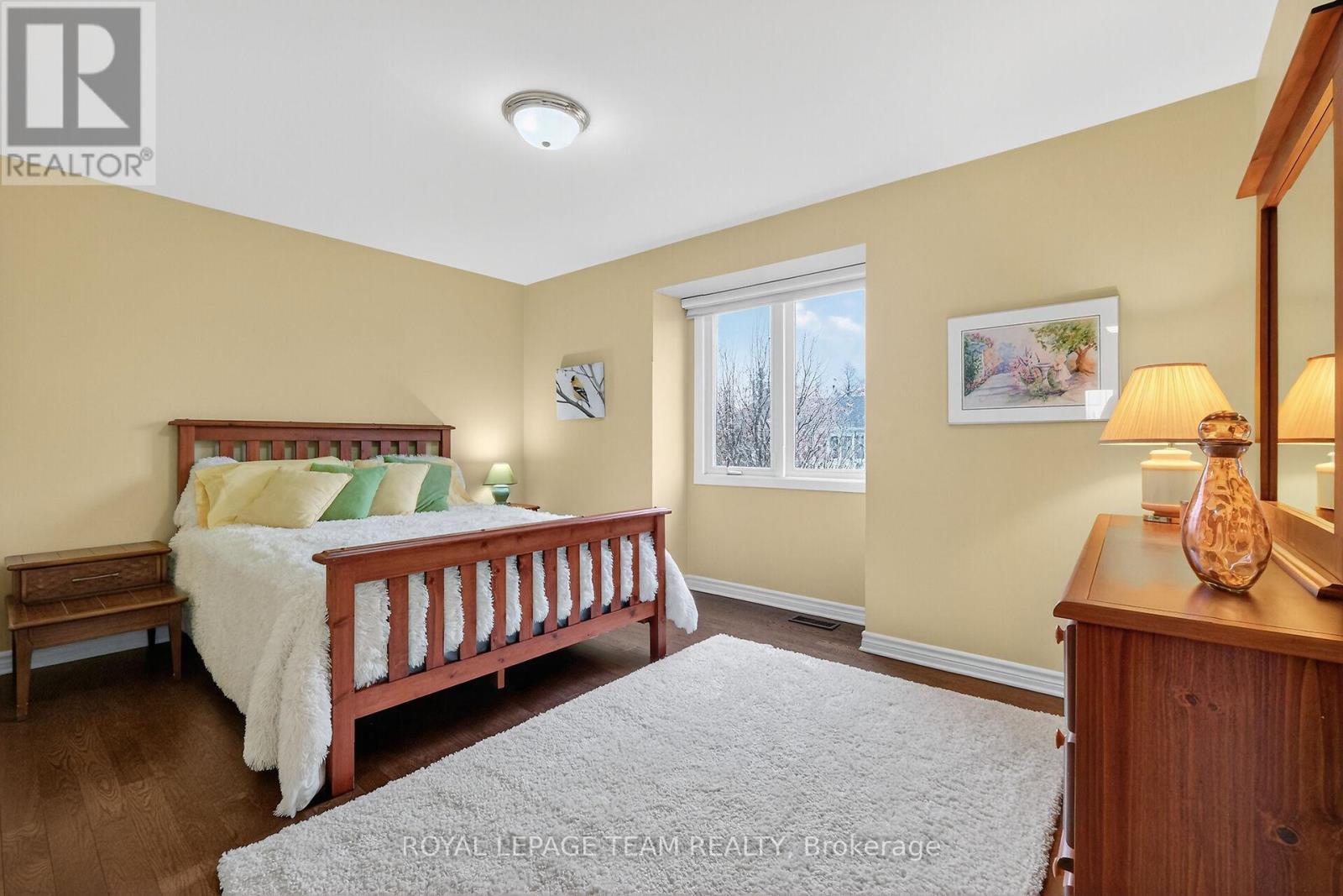 1768 Featherston Drive, Ottawa, ON - Indoor Photo Showing Bedroom