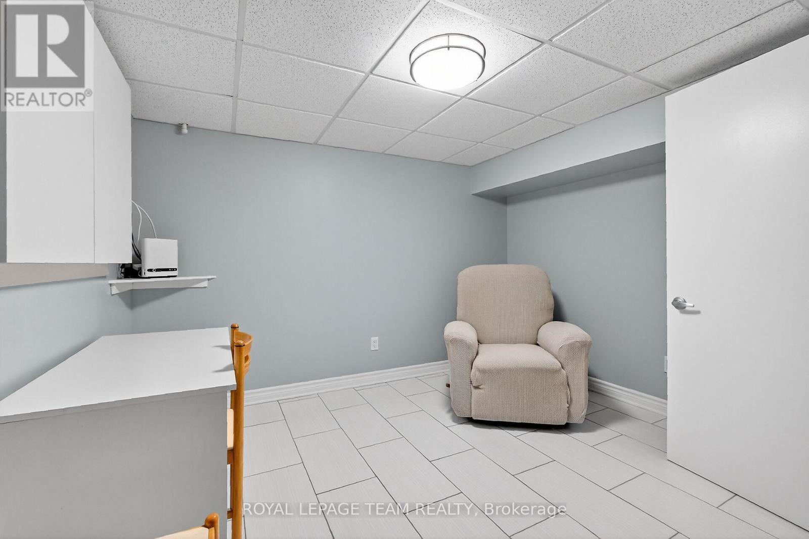 1768 Featherston Drive, Ottawa, ON - Indoor Photo Showing Other Room