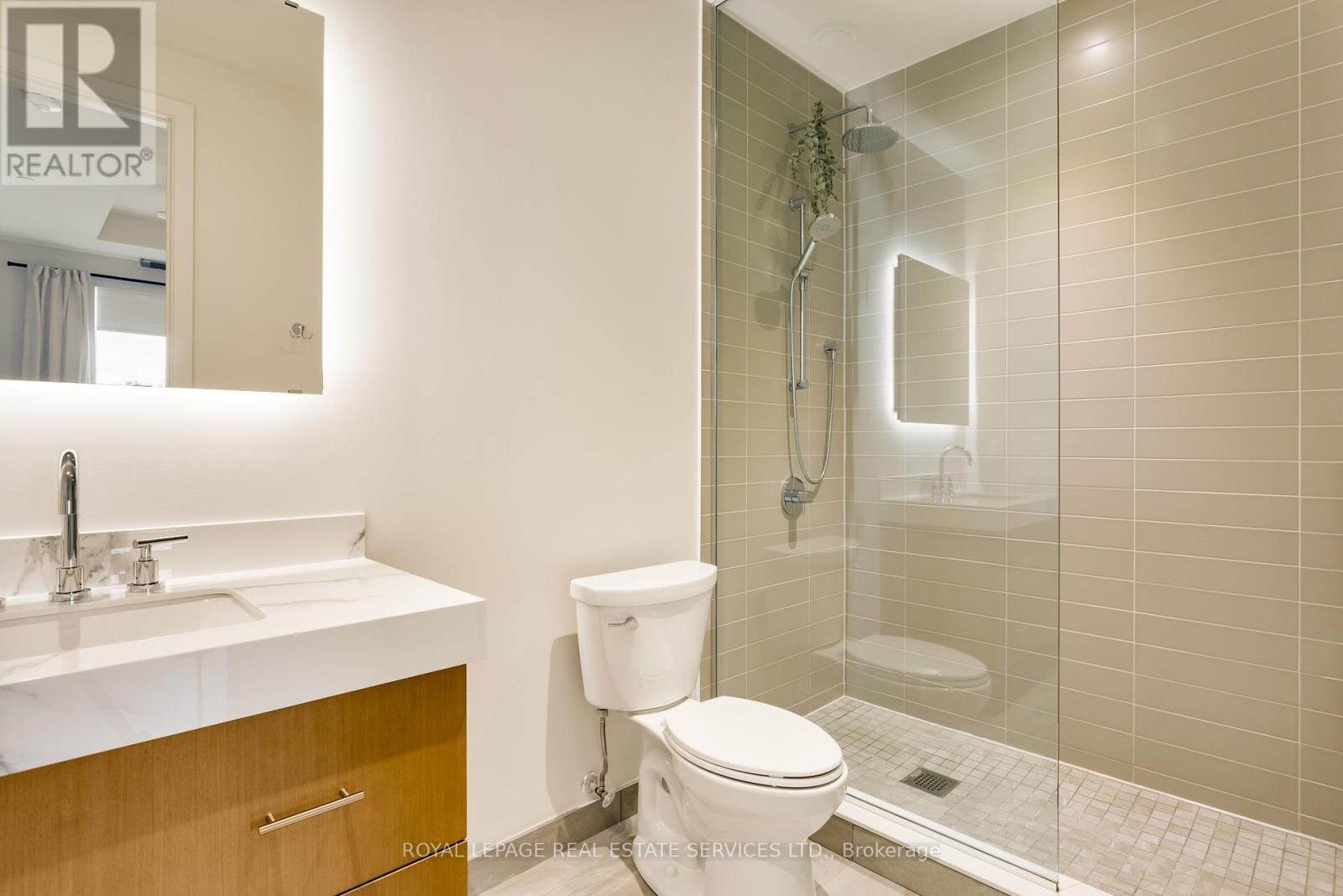 307 - 123 Maurice Drive, Oakville, ON - Indoor Photo Showing Bathroom