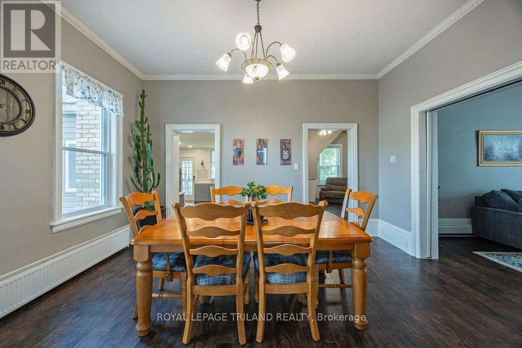 217 Shackleton Line, Dutton/Dunwich (Dutton), ON - Indoor Photo Showing Dining Room