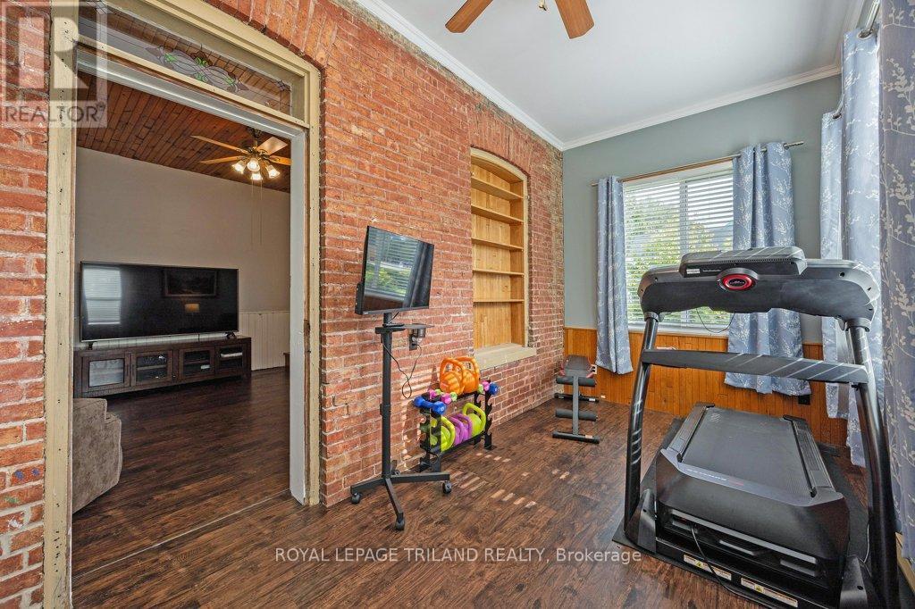 217 Shackleton Line, Dutton/Dunwich (Dutton), ON - Indoor Photo Showing Other Room