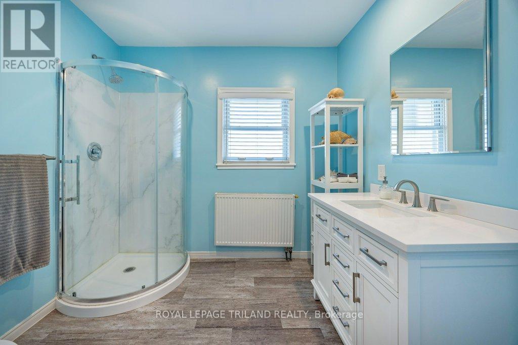 217 Shackleton Line, Dutton/Dunwich (Dutton), ON - Indoor Photo Showing Bathroom