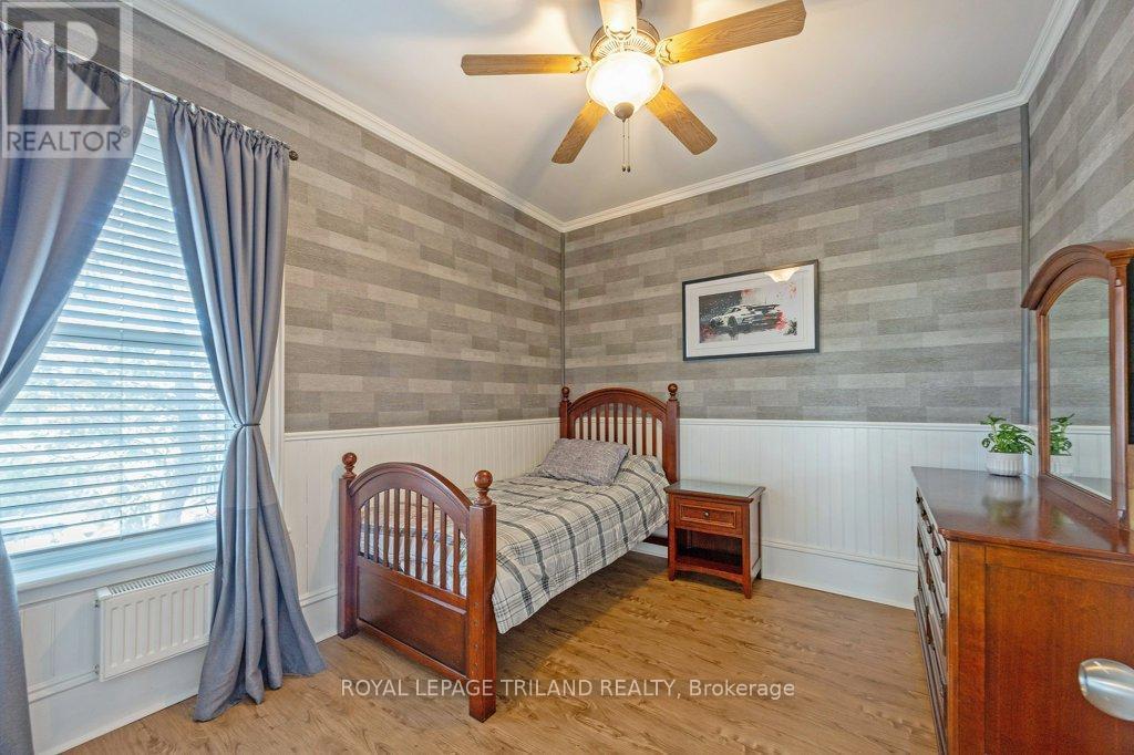 217 Shackleton Line, Dutton/Dunwich (Dutton), ON - Indoor Photo Showing Other Room